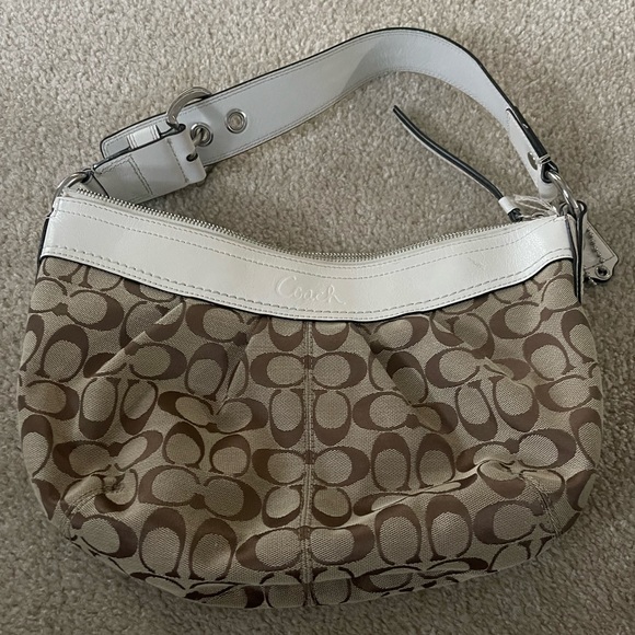 Coach purse - Picture 2 of 2